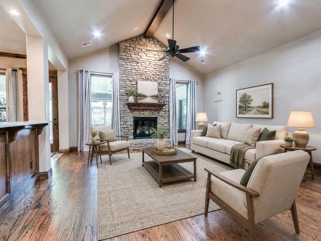 929 NW 195th Place, Edmond, OK 73012