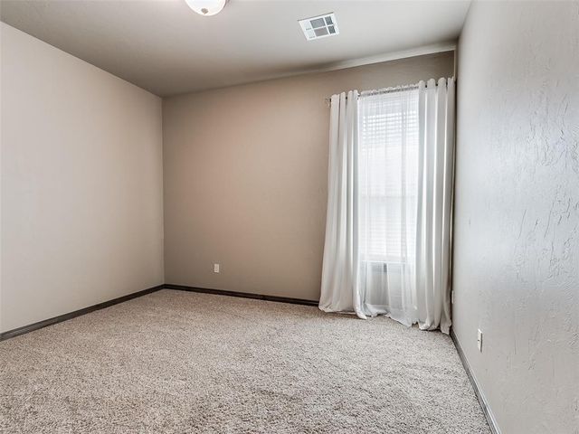 929 NW 195th Place, Edmond, OK 73012