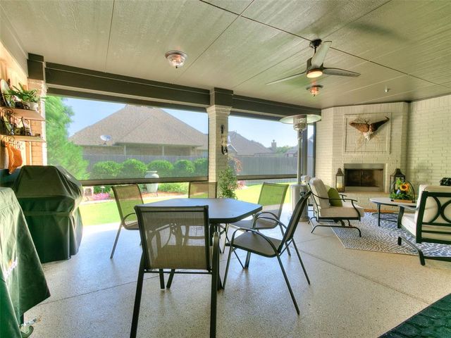 929 NW 195th Place, Edmond, OK 73012