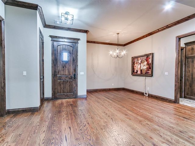 929 NW 195th Place, Edmond, OK 73012