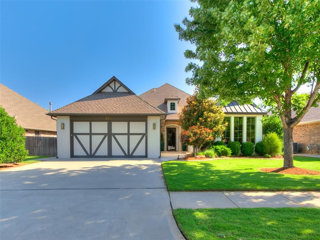 929 NW 195th Place, Edmond, OK 73012