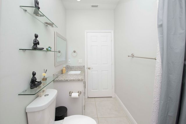 128 Broward Avenue, Greenacres, FL 33463