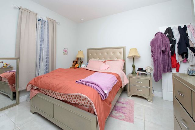 128 Broward Avenue, Greenacres, FL 33463