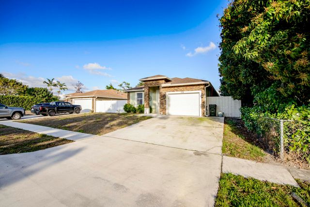128 Broward Avenue, Greenacres, FL 33463