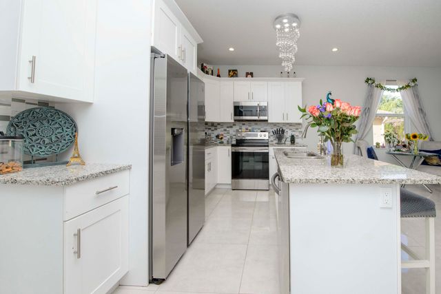 128 Broward Avenue, Greenacres, FL 33463