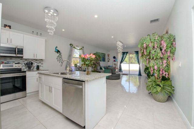 128 Broward Avenue, Greenacres, FL 33463