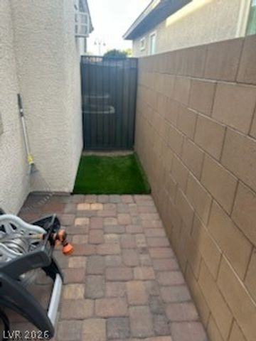 429 Open Hill Avenue, Henderson, NV 89011