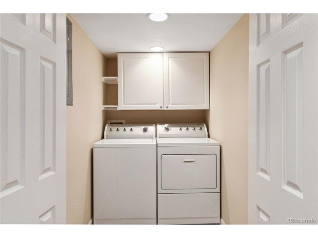 1050 S Monaco Pkwy 42, Denver, CO 80224