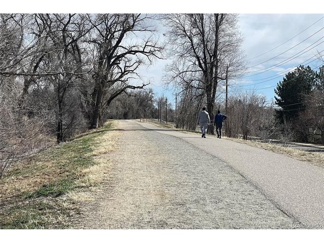 1050 S Monaco Pkwy 42, Denver, CO 80224