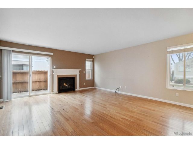 1050 S Monaco Pkwy 42, Denver, CO 80224