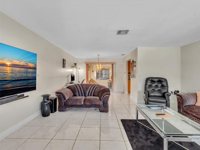 2671 NW 44th Terrace, Lauderhill, FL 33313