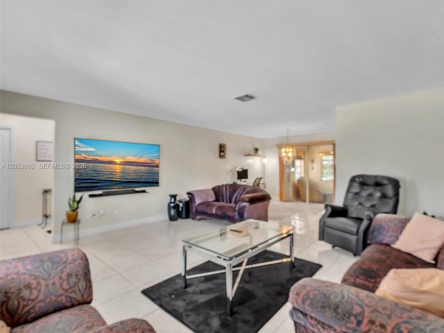 2671 NW 44th Terrace, Lauderhill, FL 33313