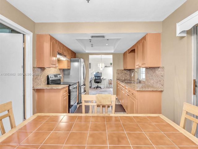 2671 NW 44th Terrace, Lauderhill, FL 33313