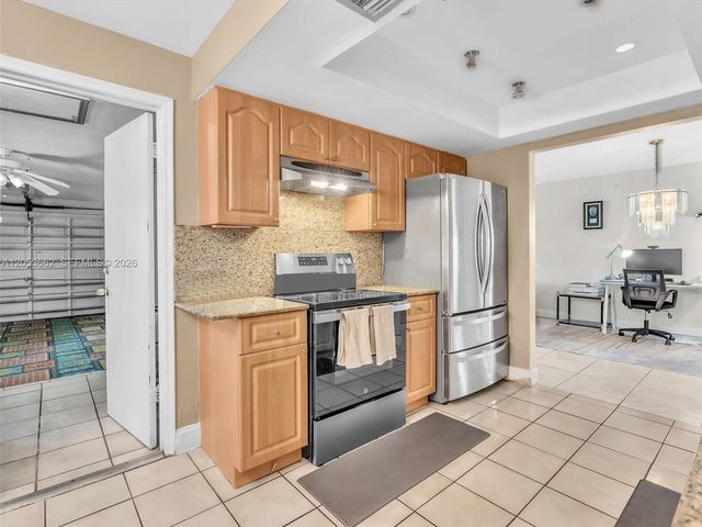 2671 NW 44th Terrace, Lauderhill, FL 33313