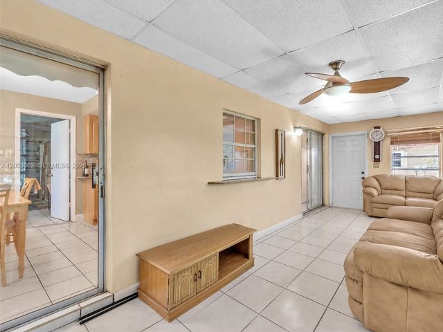 2671 NW 44th Terrace, Lauderhill, FL 33313