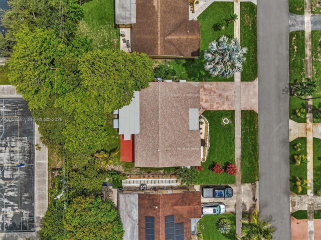 2671 NW 44th Terrace, Lauderhill, FL 33313