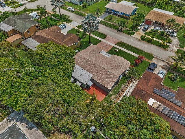 2671 NW 44th Terrace, Lauderhill, FL 33313