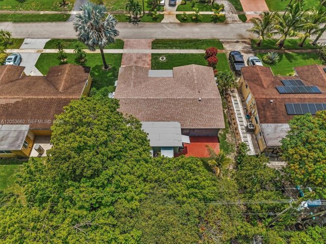 2671 NW 44th Terrace, Lauderhill, FL 33313