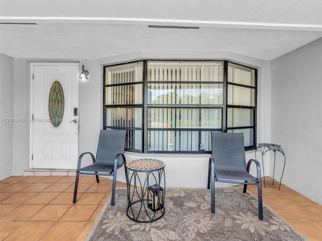 2671 NW 44th Terrace, Lauderhill, FL 33313
