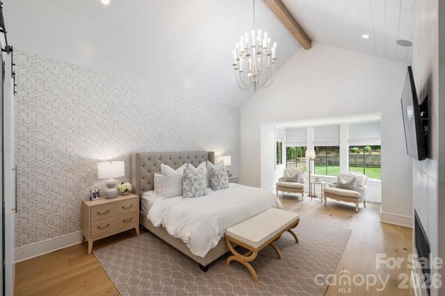 1931 Shoreham Drive, Charlotte, NC 28211