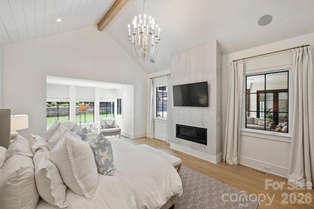 1931 Shoreham Drive, Charlotte, NC 28211