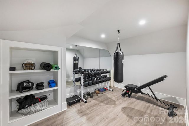 1931 Shoreham Drive, Charlotte, NC 28211