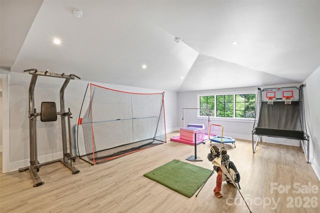 1931 Shoreham Drive, Charlotte, NC 28211