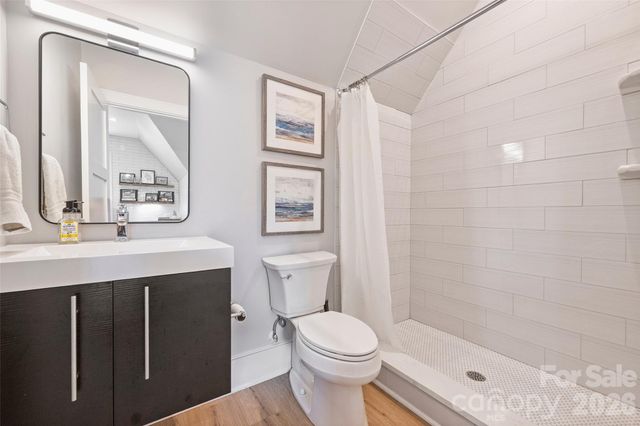 1931 Shoreham Drive, Charlotte, NC 28211