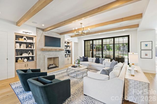 1931 Shoreham Drive, Charlotte, NC 28211