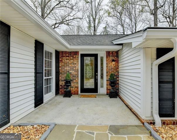 5000 Redcliff Court, Atlanta, GA 30338