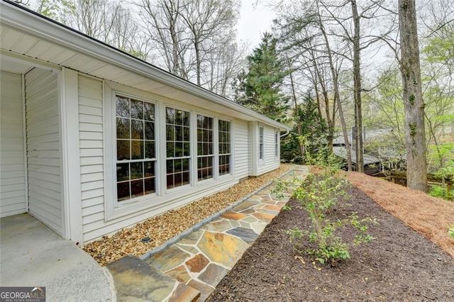 5000 Redcliff Court, Atlanta, GA 30338