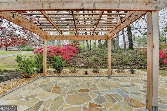 5000 Redcliff Court, Atlanta, GA 30338