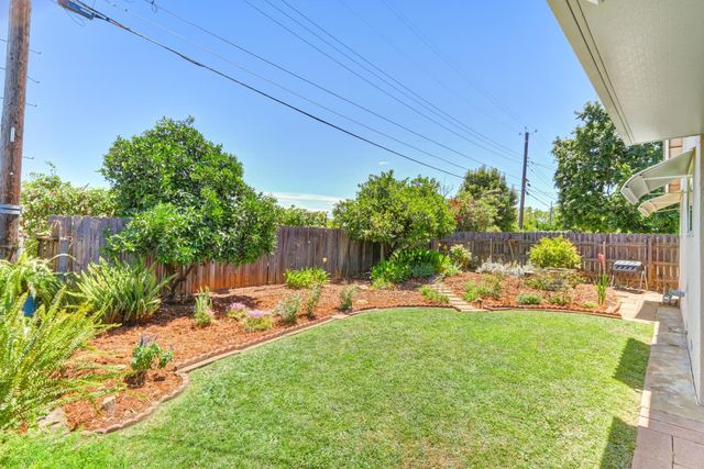 1155 Janey Way, Sacramento, CA 95819