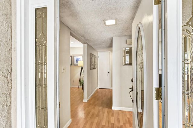 1155 Janey Way, Sacramento, CA 95819