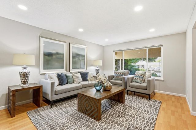 1155 Janey Way, Sacramento, CA 95819