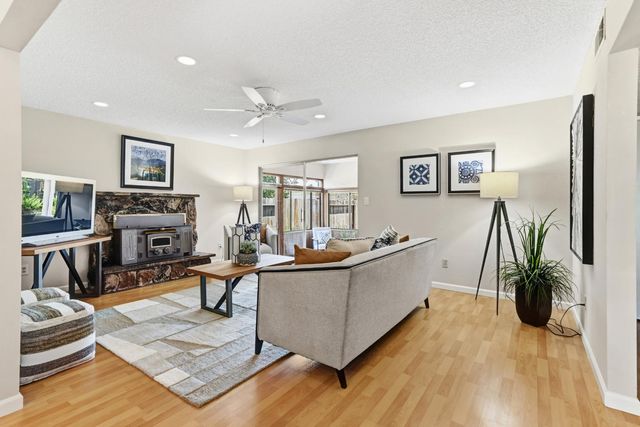 1155 Janey Way, Sacramento, CA 95819