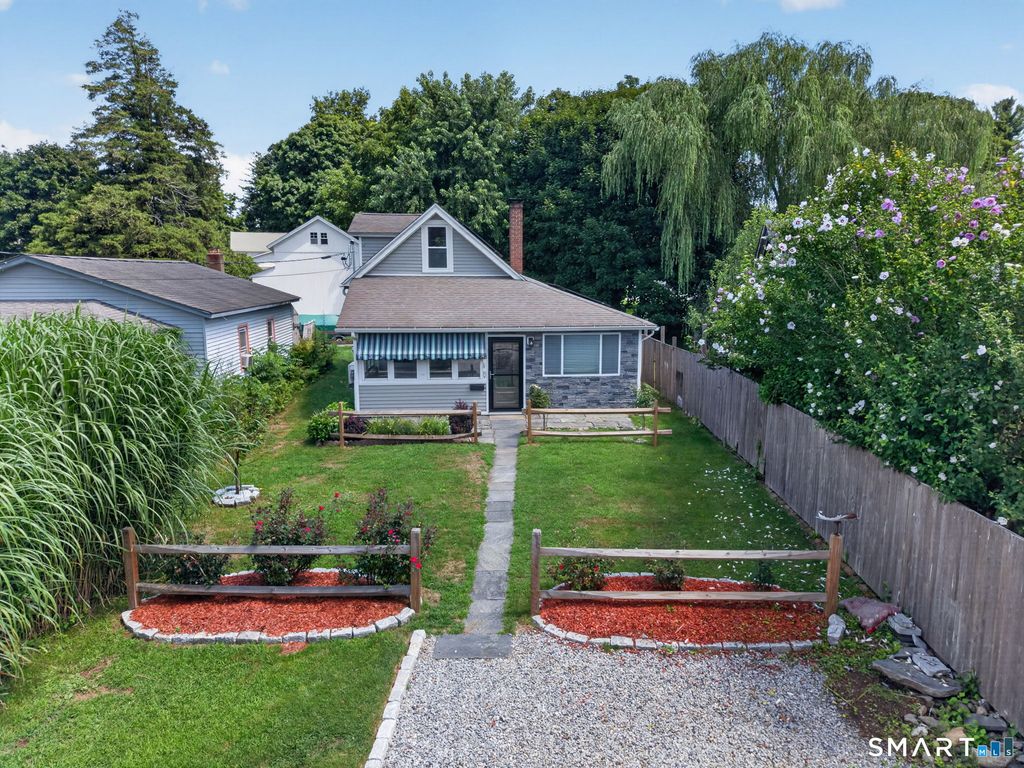 58 Union Street, Deep River, CT 06417
