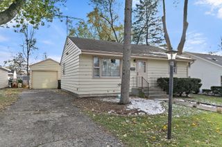 461 W Oriole Trail, Cary, IL 60013