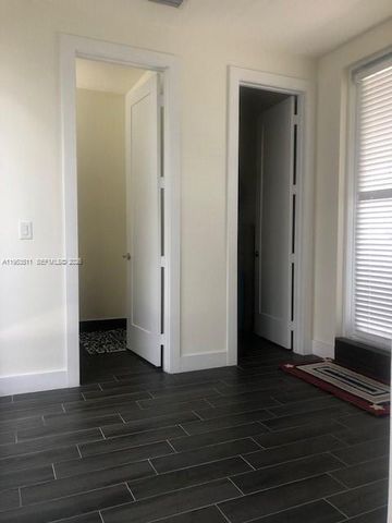 6316 NW 105th Pl, Miami, FL 33178