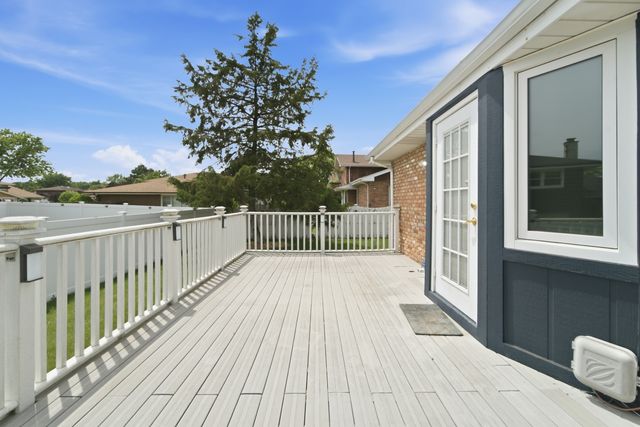 1939 E 170th Place, South Holland, IL 60473
