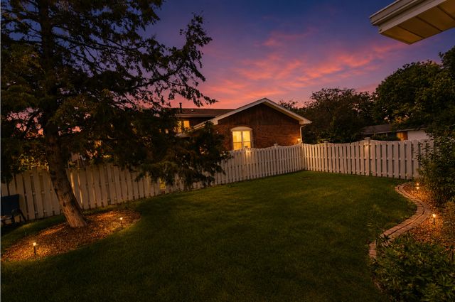 1939 E 170th Place, South Holland, IL 60473