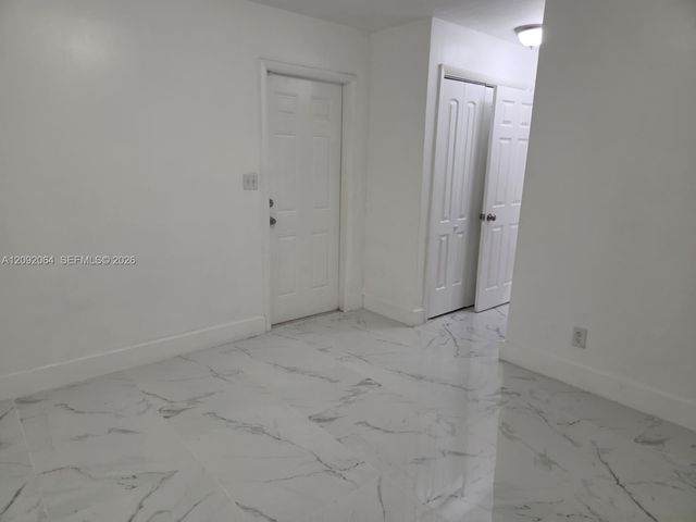 831 N 72nd Way, Hollywood, FL 33024
