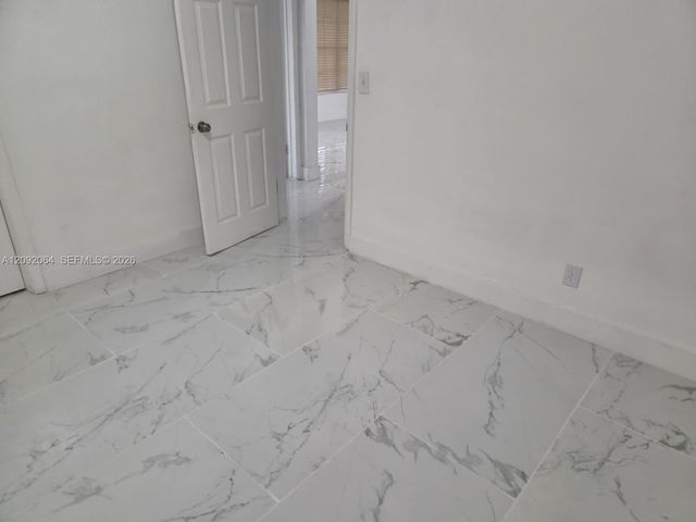 831 N 72nd Way, Hollywood, FL 33024