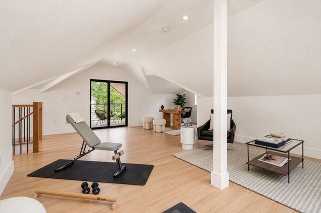 315 Langley Rd. A, Newton, MA 02459