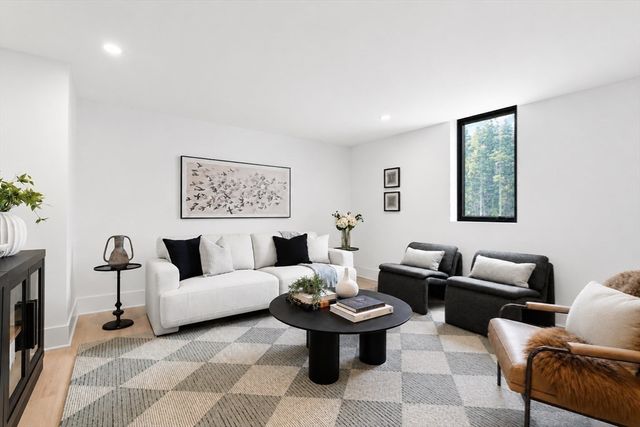 315 Langley Rd. A, Newton, MA 02459