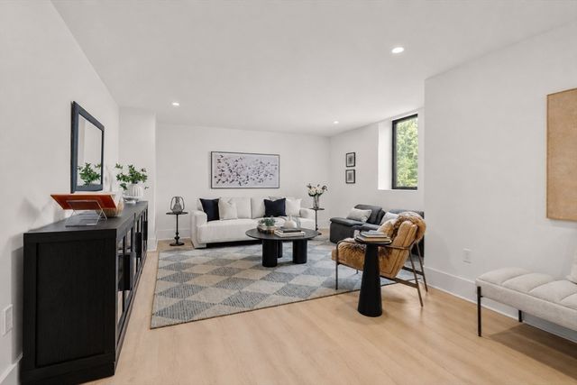 315 Langley Rd. A, Newton, MA 02459