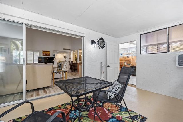 1597 AMBERLEA DR S 1597, Dunedin, FL 34698