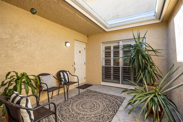 1597 AMBERLEA DR S 1597, Dunedin, FL 34698