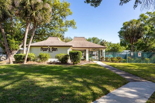 1597 AMBERLEA DR S 1597, Dunedin, FL 34698