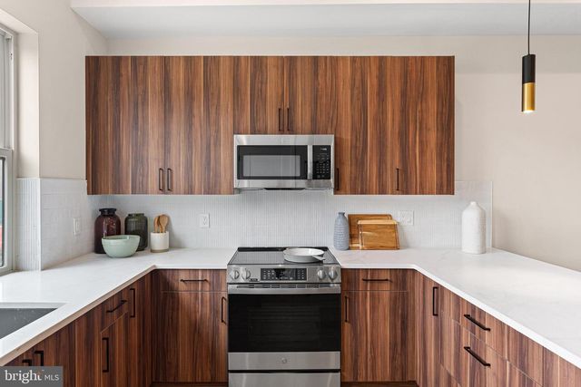 3847 RIDGE AVE, Philadelphia, PA 19132